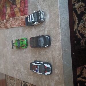- - Bundle of 4 kidds 🚗